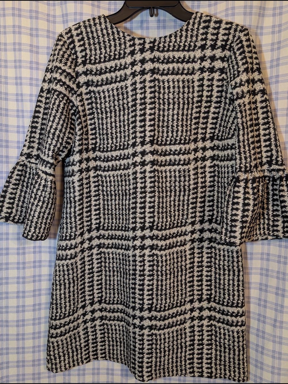 Zara Black and White Houndstooth Midi Dress with Ruffle Sleeves